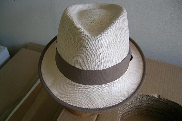 Men New Trilby Sand Sand